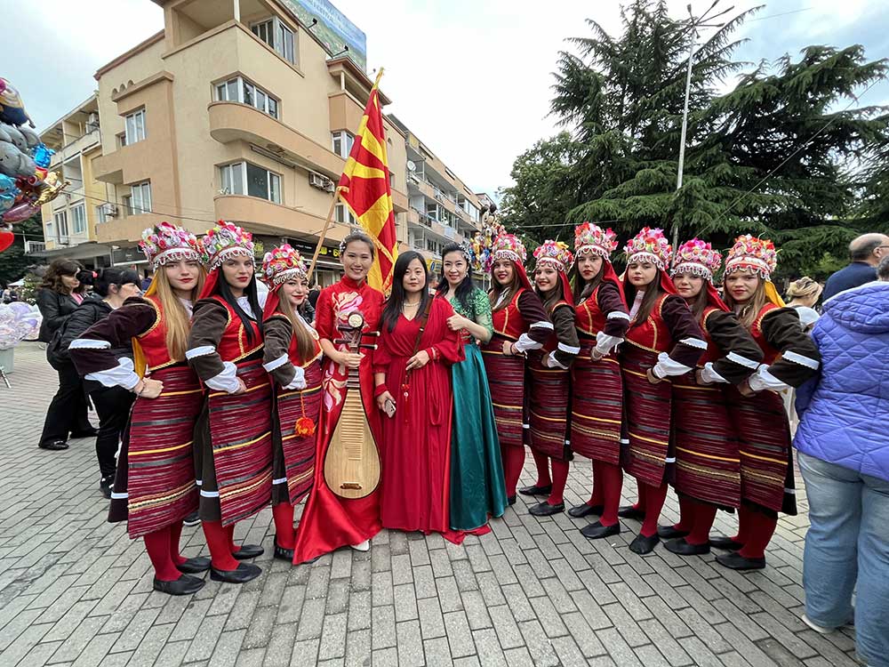 Фотосесија со пријатели од Кореа во Казанлк, Бугарија