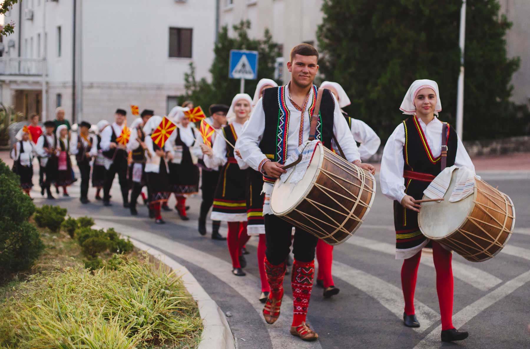 Defile niz ulicite na Tivat